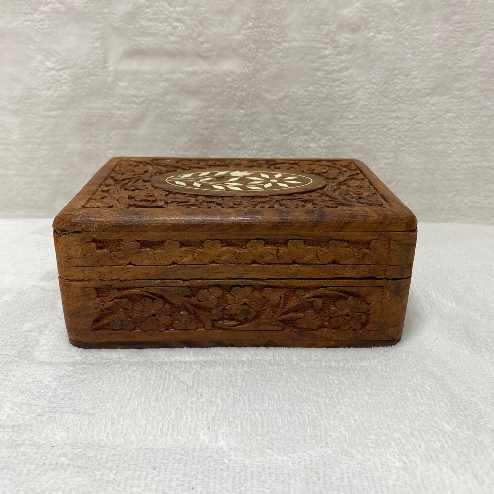 VTG‎ Wooden Trinket Box Hand Carved Floral Inlay Jewelry Keepsake Storage